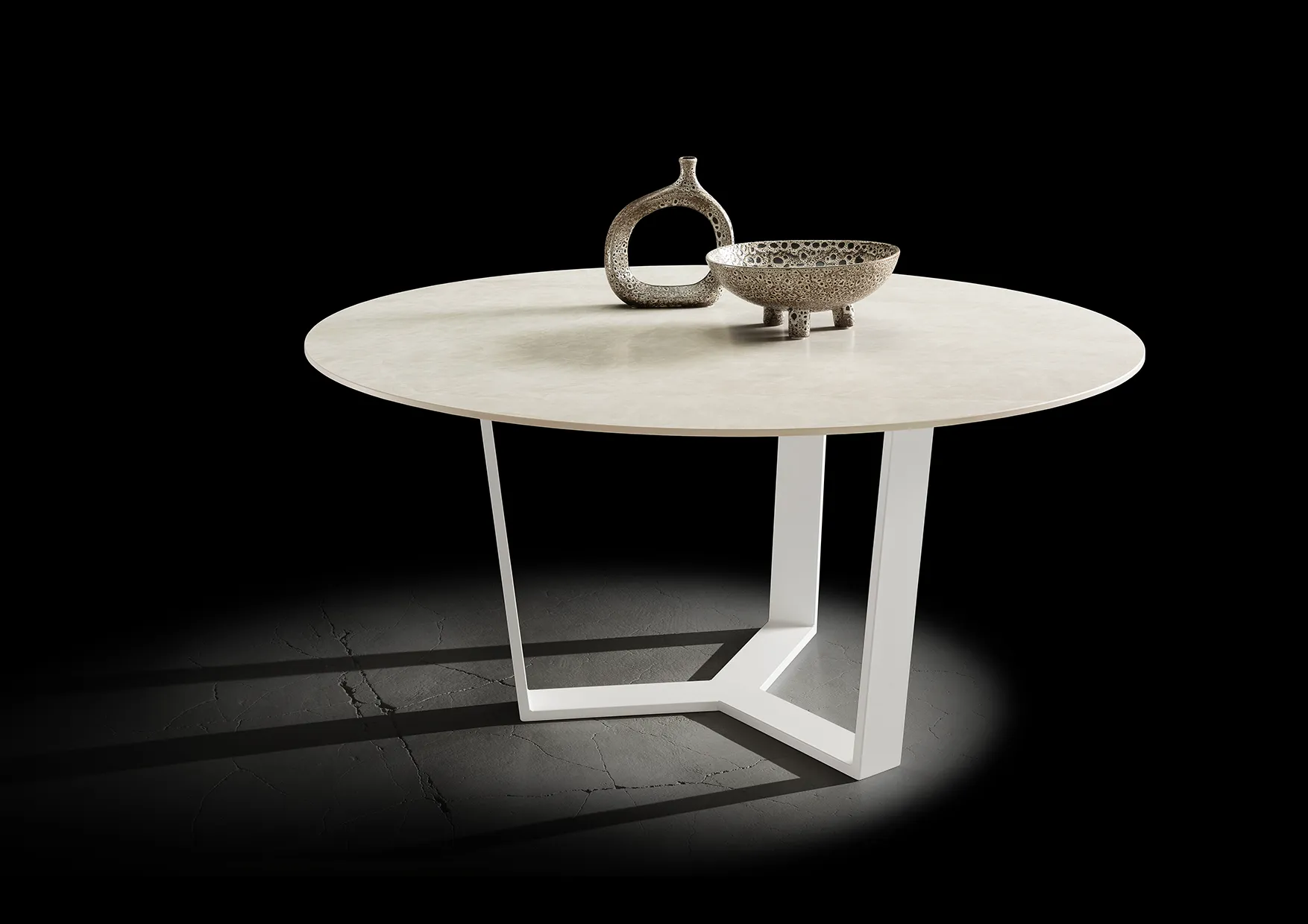 Runder Outdoor-Tisch mit beiger Keramikplatte
